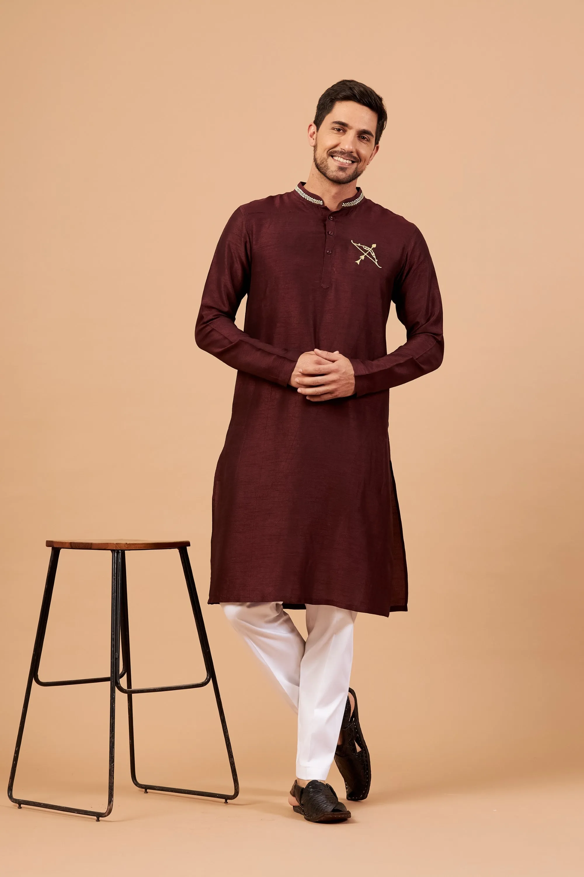 Men's Maroon Color Adira Gold Zari Embroidered Kurta Semi Raw Silk Mix - Hilo Design