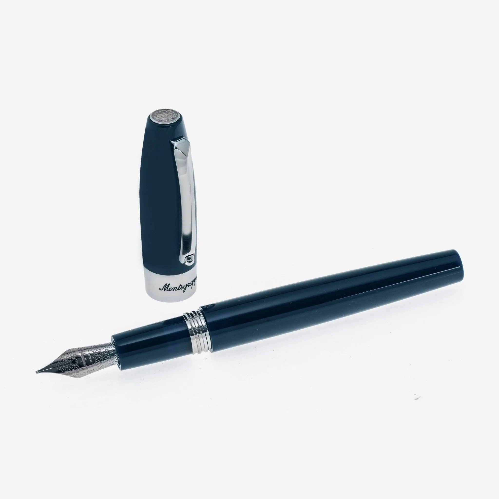 Montegrappa Fortuna Fountain Pen (M) ISFOR3PD